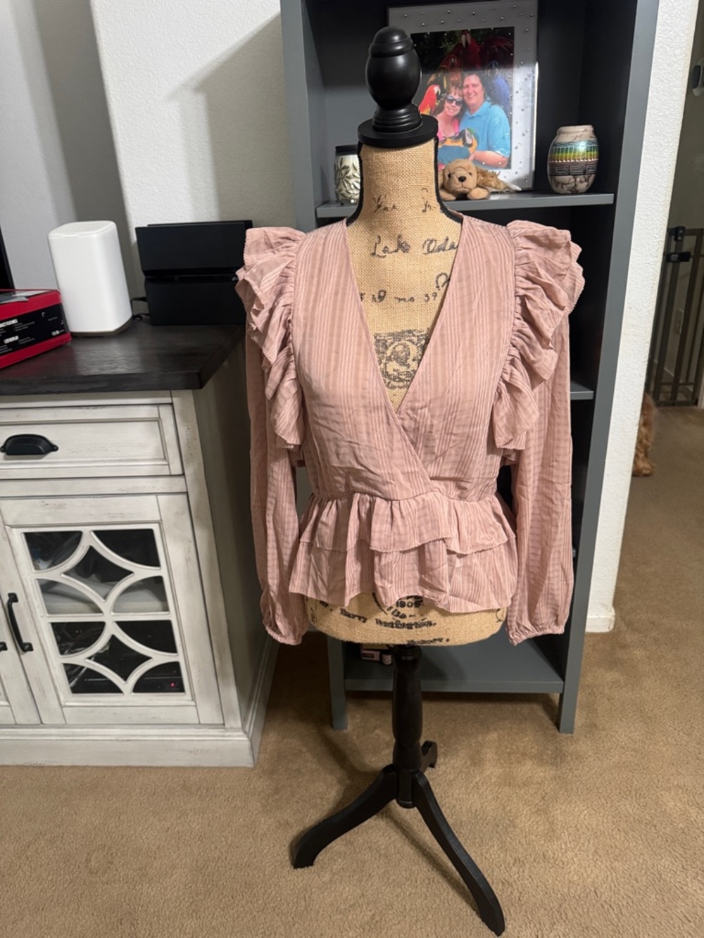 Express Dusty Rose Ruffled V-Neck Peplum Blouse Size M